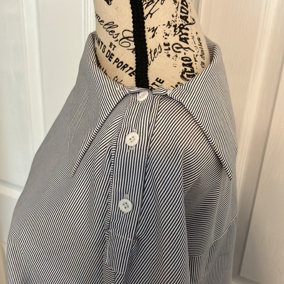 Asymmetrical collar striped shirt - Picture 6 of 7